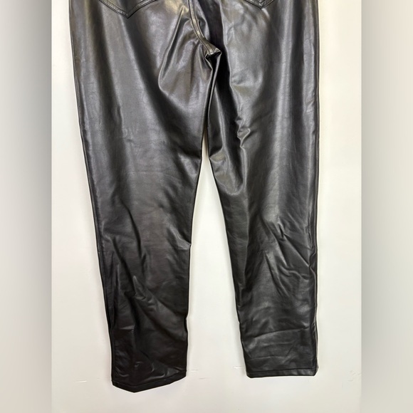Abercrombie & Fitch 90’s Straight Ultra High Rise Faux Leather Pants/ Size 29 - Picture 8 of 8